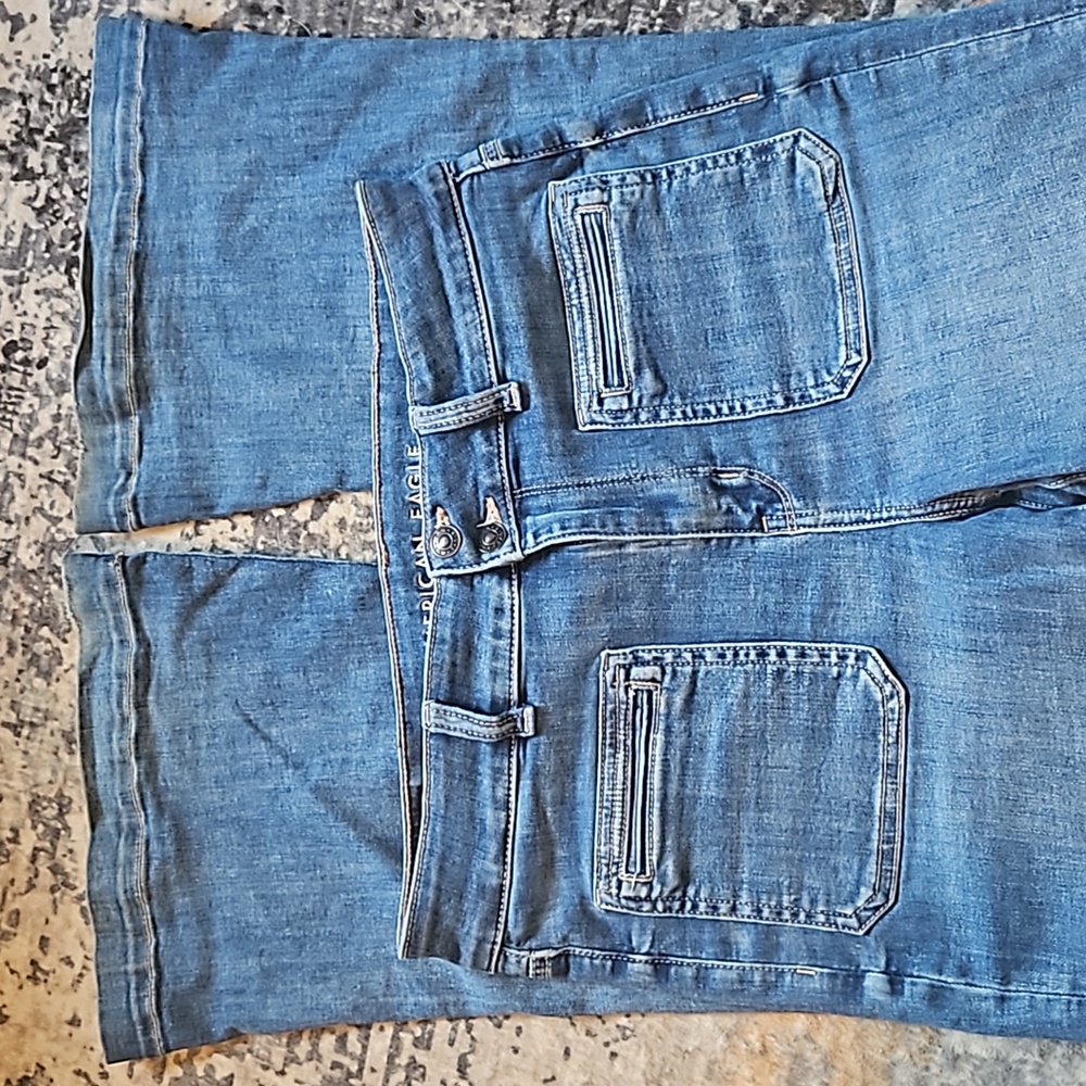 American eagle jeans
